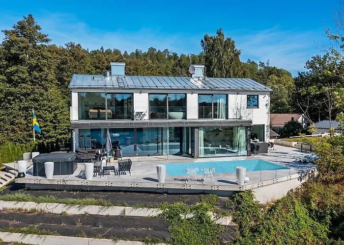 Lyxig Villa I Solsidan