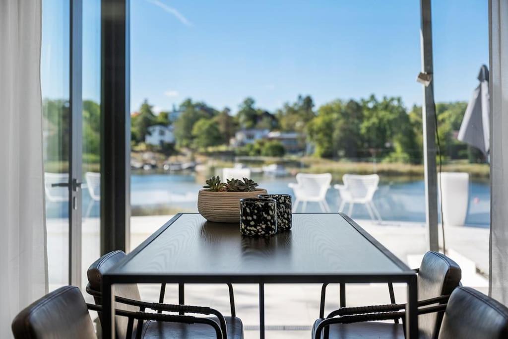 Villaer Lyxig I Solsidan Stockholm