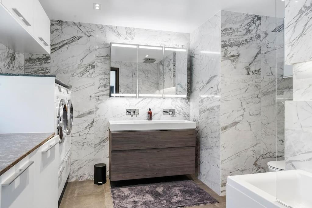 Lyxig I Solsidan Villaer Stockholm
